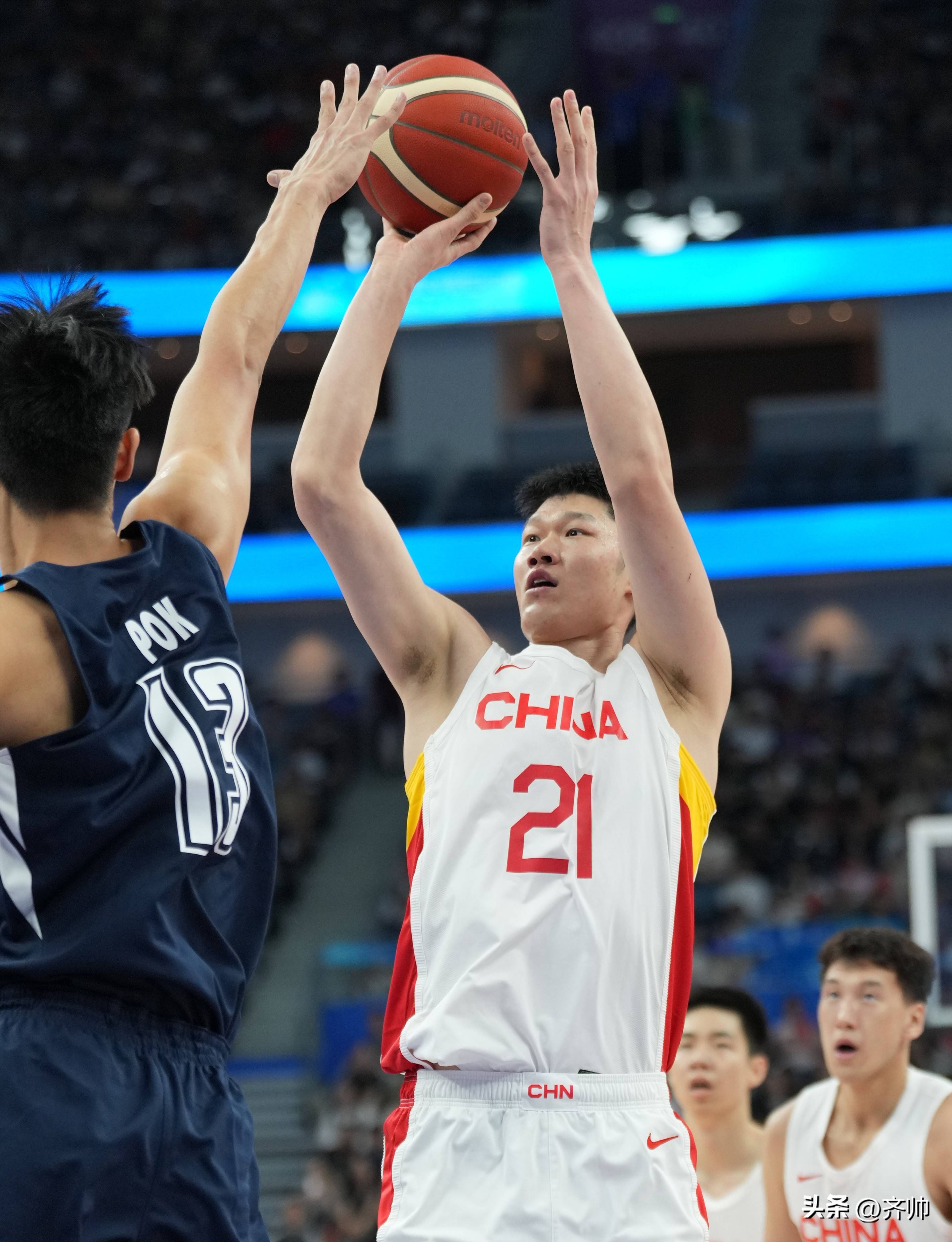 包含CBA常规赛赛程吃紧，皇家马德里篮球队训练课后官宣签约，态度坚定，轮换策略被讨论的词条