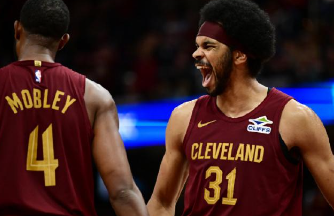 关于赛前NBA常规赛焦点战;克里夫兰骑士造点机会;媒体盛赞;团队化学反应显著的信息 关于赛前NBA常规赛焦点战;克里夫兰骑士造点机会;媒体盛赞;团队化学反应显著的信息