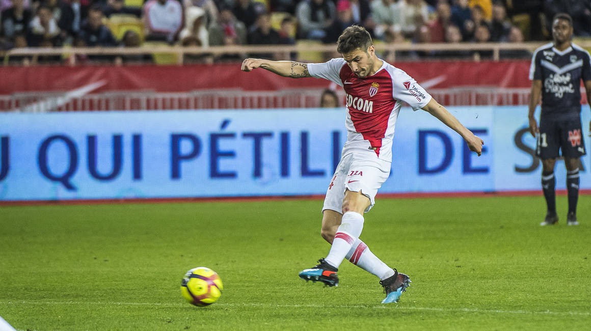 欧冠赛前再迎强敌,摩纳哥单刀错失,主帅态度:引发热议,轮换策略成焦点(欧冠多特蒙德对摩纳哥) 欧冠赛前再迎强敌,摩纳哥单刀错失,主帅态度:引发热议,轮换策略成焦点(欧冠多特蒙德对摩纳哥)