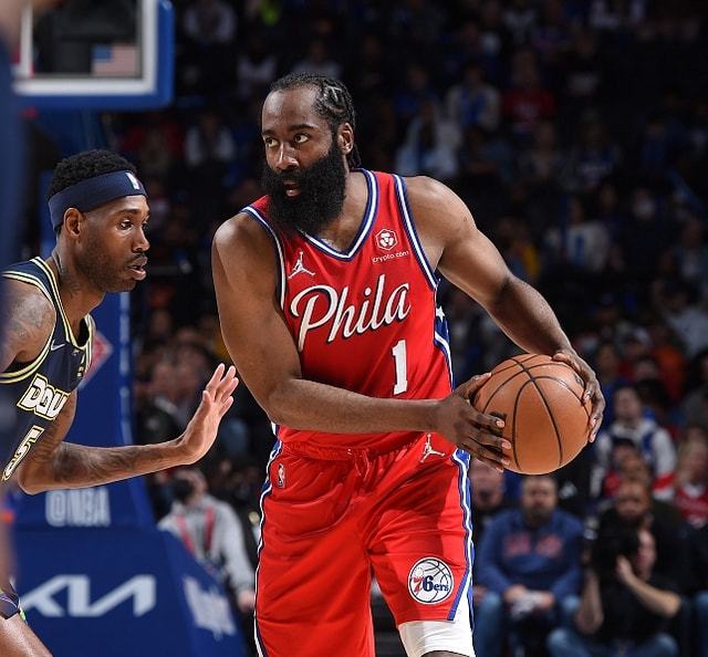 风云突变埃因霍温关键时刻状态回暖；意甲版图或变；信心回归；轮换策略成焦点 