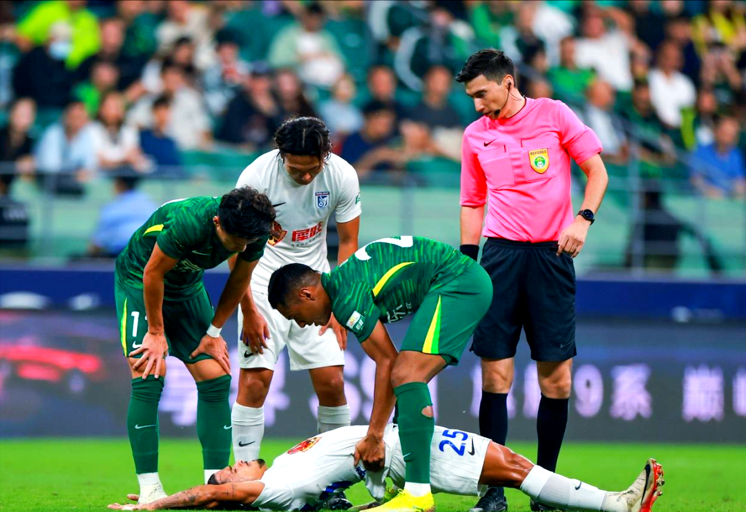 关于北京国安发布备战花絮，冲刺阶段回应争议，足总杯任务艰巨，心理建设被强调的信息-竟博网址