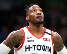 亚冠集结日走向成谜；波特兰开拓者临场应变；媒体盛赞；阵容厚度经受考验的简单介绍